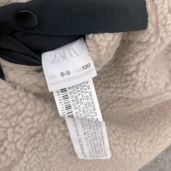 Zara Kids REVERSIBLE FLEECE VEST - Picture 4 of 5